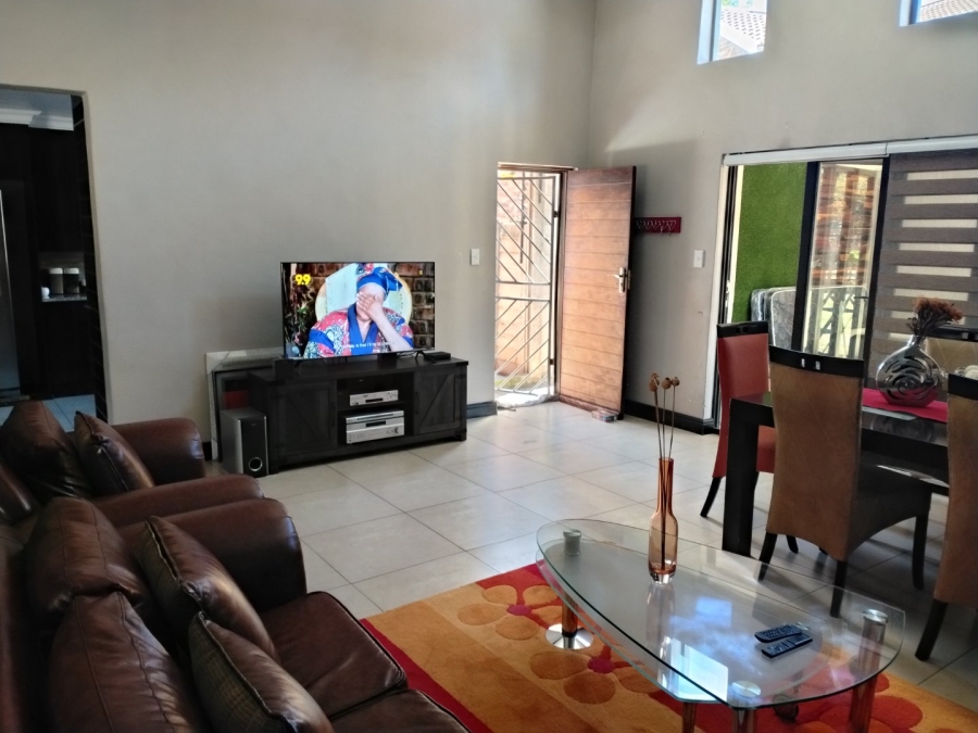 3 Bedroom Property for Sale in Universitas Ridge Free State